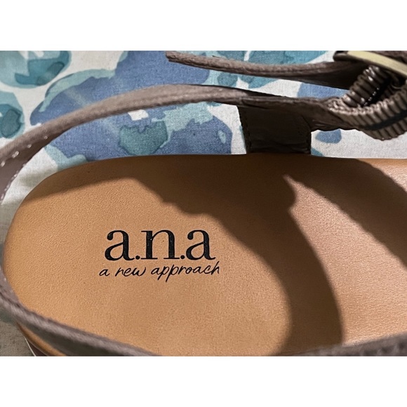 a.n.a sandals - Picture 6 of 7